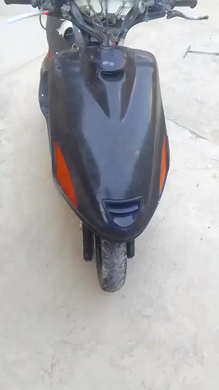 فراشة فحل
طافية كابريته
نقصه بس كابرينه او جوين ماعرف 
الدراجة شلعتها تخبل ومعدلها حلو
بس طفت ليوم الدراجة تجفتت بدلت ولفات ابيعه على وضعها
١٧٠ وبيه مجال


**إذا كنت صاحب هذا الإعلان وتريد حذفه لأي سبب، رجاءا أرسل رسالة إلى الدعم الفني**