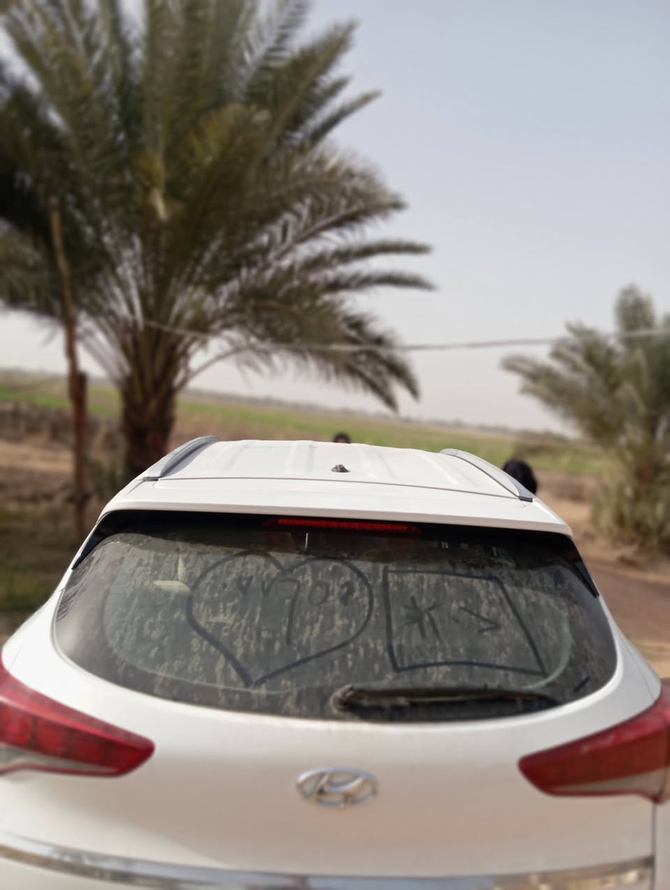 توسان للبيع موديل ٢٠١٦ بابل بسمي السعر ١٢٥ وبيها مجال بسيط موبايل ***********
