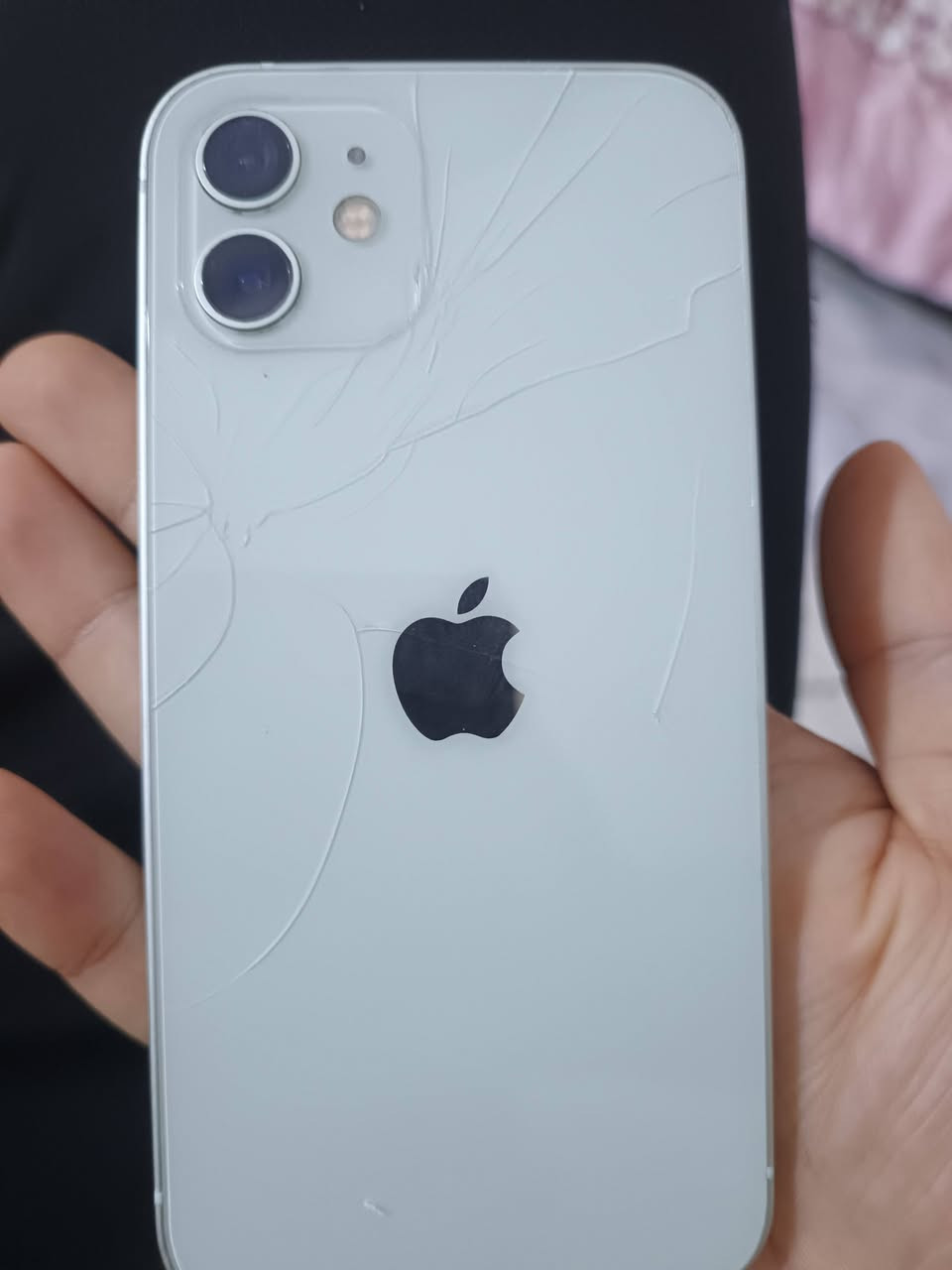 ايفون ١٢ ذ١٢٨  مبدل بطاريه وكامره اصليات والضهر بي كسور فقط للبيع سعره ٢٥٠  او مراوس بايفون مع فرق


**إذا كنت صاحب هذا الإعلان وتريد حذفه لأي سبب، رجاءا أرسل رسالة إلى الدعم الفني**