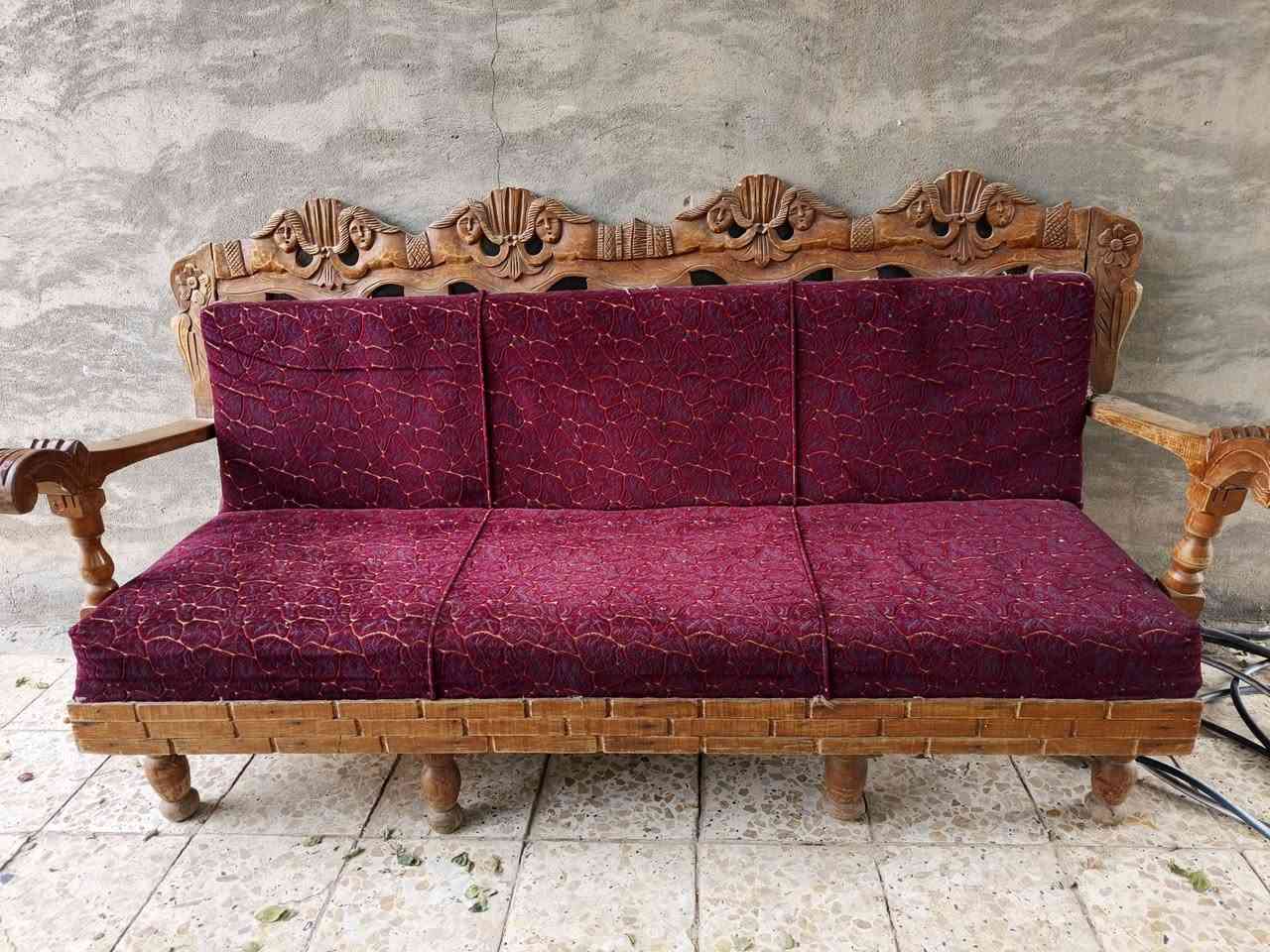 تخم عشر مقاعد
خشب صاج الأصلي 
السعر 250


**إذا كنت صاحب هذا الإعلان وتريد حذفه لأي سبب، رجاءا أرسل رسالة إلى الدعم الفني**