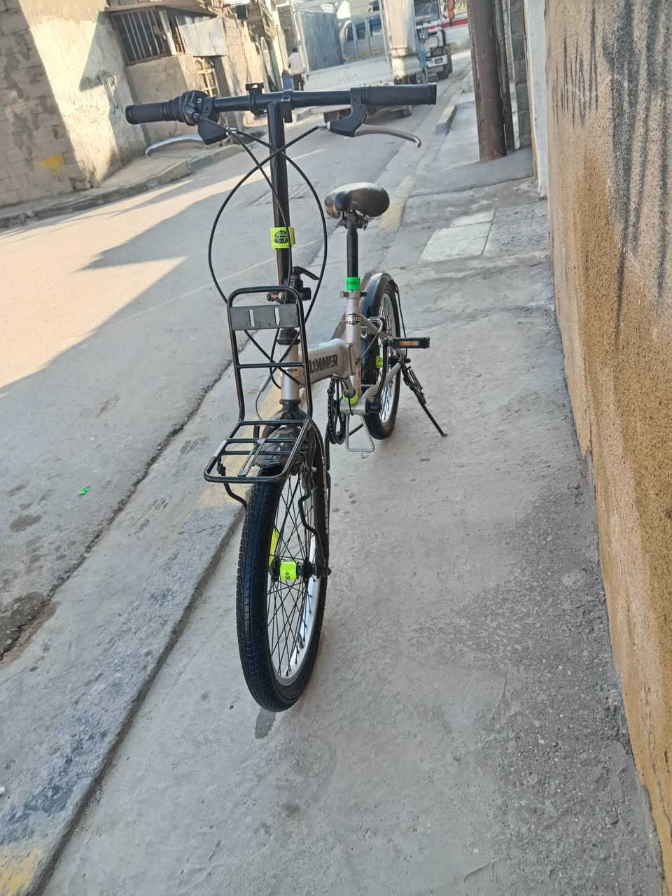 سلام عليكم بايسكل للبيع مكان حي نصر بغداد 100 وبي مجال رقم التليفون***********
