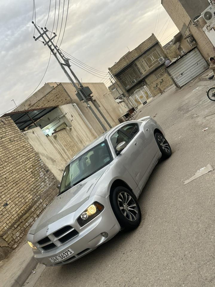 السلام عليكم جارجر موديل 9كفاله من كلشي حداديه مكينه كير رقم بصره دولي ساره كنديه السعر 100 عنوان ميسان موبايل ***********{\***********
