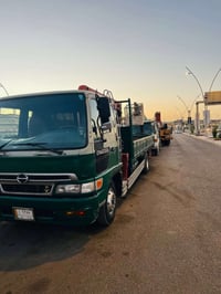 شاحنة • للبيع