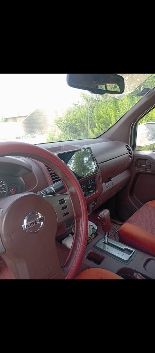 سلام عليكم للبيع نفاره موديل ٢٠١٣ محرك بلاد اوتوماتيك جديده تبريد تدفع كلشي بلاد على شركه  رقم بغداد سعر ١٢٨ $ مكان سياره ديالى خانقين رقم الهاتف ***********
