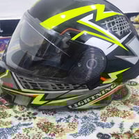 خوذة للبيع جديدة جديدة جديدة ب40 07713190391