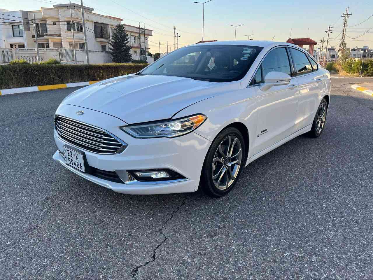 فۆڕت ڤویشن مۆدێل ٢٠١٨ مواسەفات تیتانێۆ واتە فول فولە  ٢بەسمە بیلادی مەکینە ٢٠ی های برێت ٣ پارچە و  ٢ بصت بۆیاخە دۆسەی گرتوە پێش و پشت کەپس ئیرباک سوکان و شان سیستەمە نرخی ١١٧ وەرەقە    *********** أربيل, العراق
