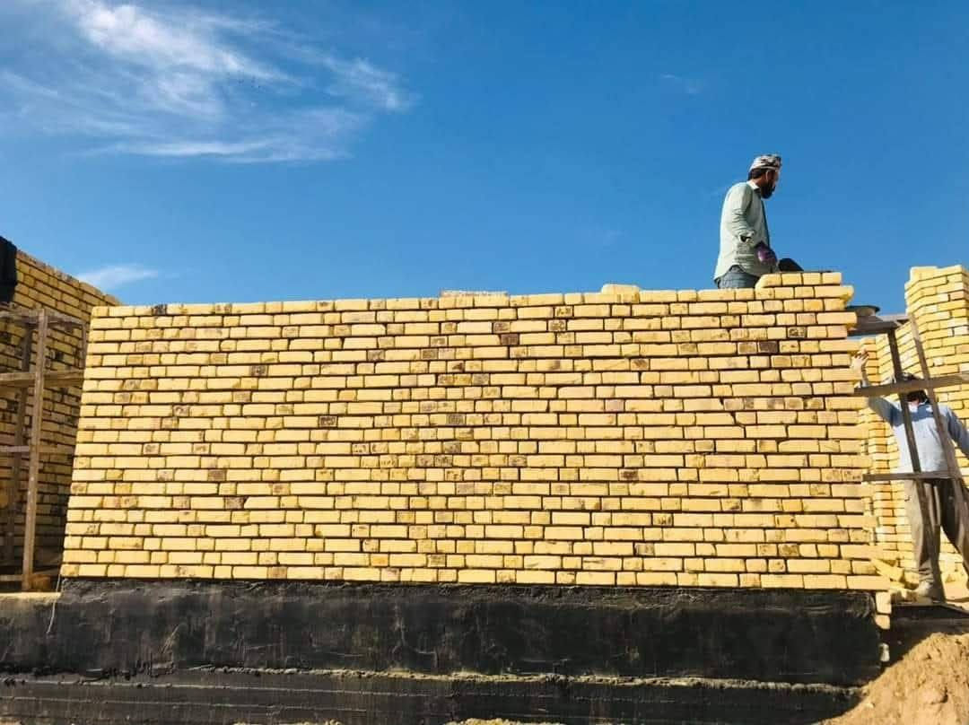 خلفه بناء متفرغ مكاني سوق الشيوخ ***********
