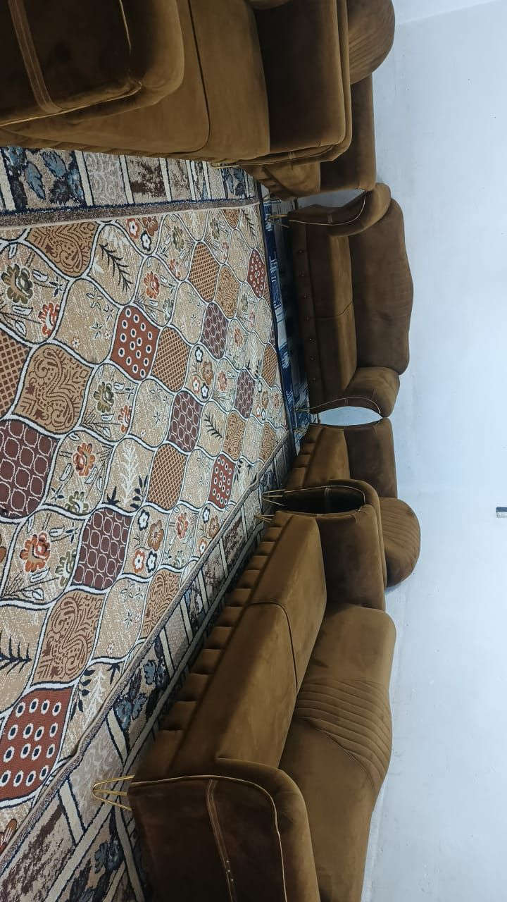 تخم تركي 10 مقاعد تخم نظافه 100% 
استخدام اقل 15 يوم 
سعره 380 وبي مجال  
يوجد توصيل بكروه ب واتساب
***********
