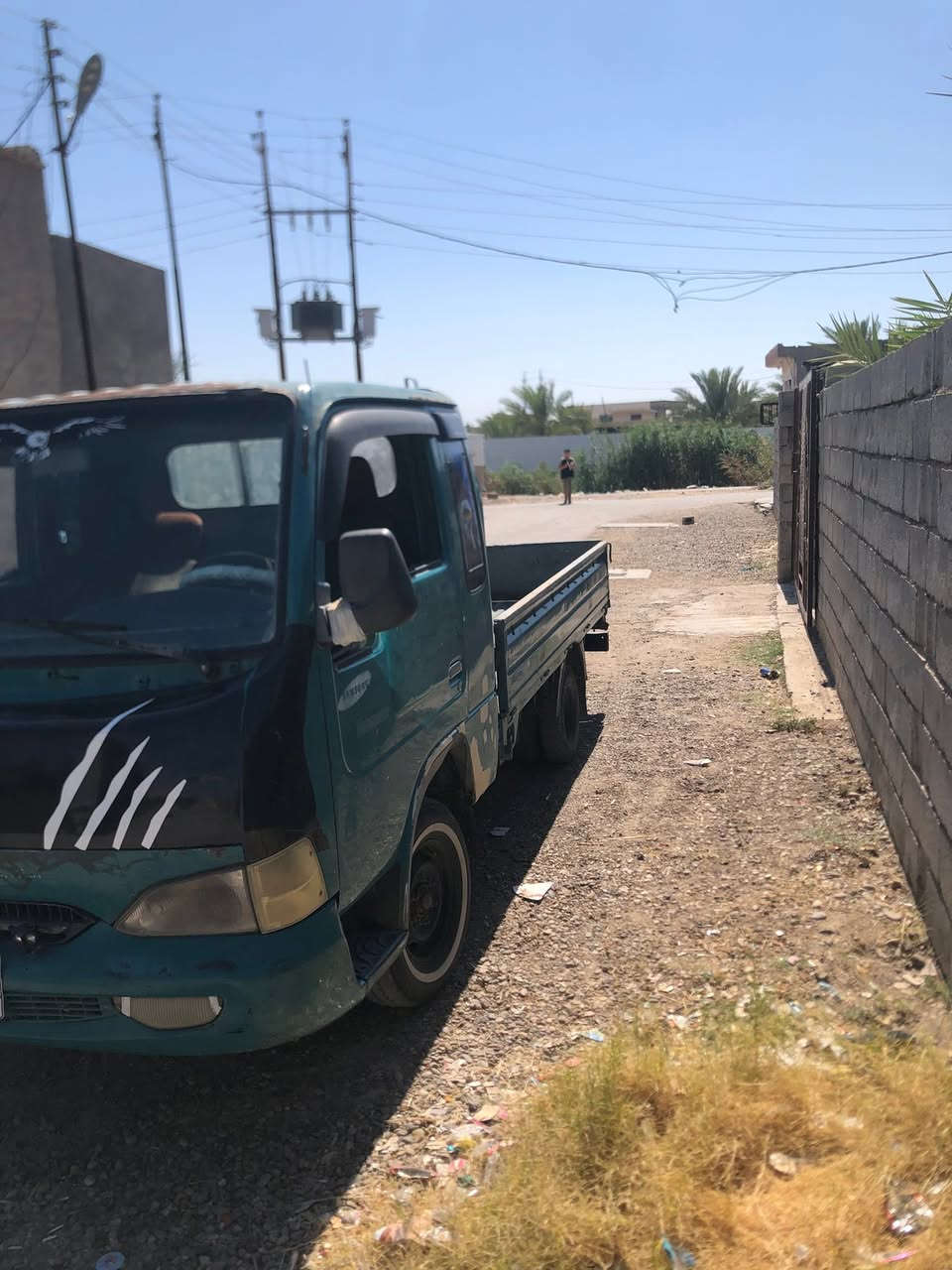 كياء سامسونج 
موديل 2000
رقم بغداد 
كير مكينة شاصي 
الكشر شويه تلحيضات بي 
تايرات نص عمرهن 
السعر 45 $
مكاني بغداد 
***********
