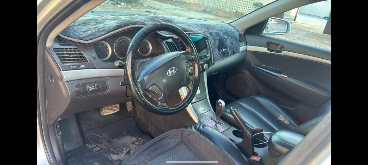 سوناتا 2009
سوناتا 2009
مكينه 2000 قبل فتره شادها هيه والكير 
وارد كوري 
شاشه
تحكم جهتين 
كشنات جلد
بيها منضومه غاز 60 لتر مع كرت الضمان
انسى الدوانز وصرف اقتصادي فوول
بيها صبغ جاملغ الخلفي كد شبر وتبديل قطعتين
العنوان بغداد البياع 
***********

السعر 98
