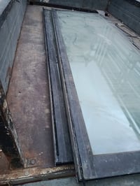 بيبان المنيوم العدد 2 كما موضح في الصوره السعر الباب الواحد 50  للاستف...