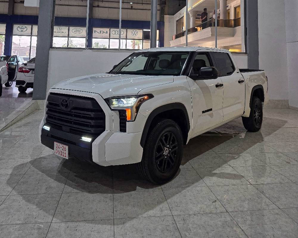Toyota Tundra 2024 SR5
V6 3.5 (TWIN TURBO) 4X4
389 horsepower and 479 lb-ft torque 🏁
*********** 📞💬 أربيل, العراق
