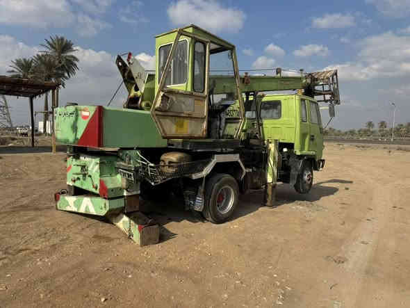 للبيع ازوزه موديل 91 مكينه فوزه 14 كرين سلايتين جاهز ***********
