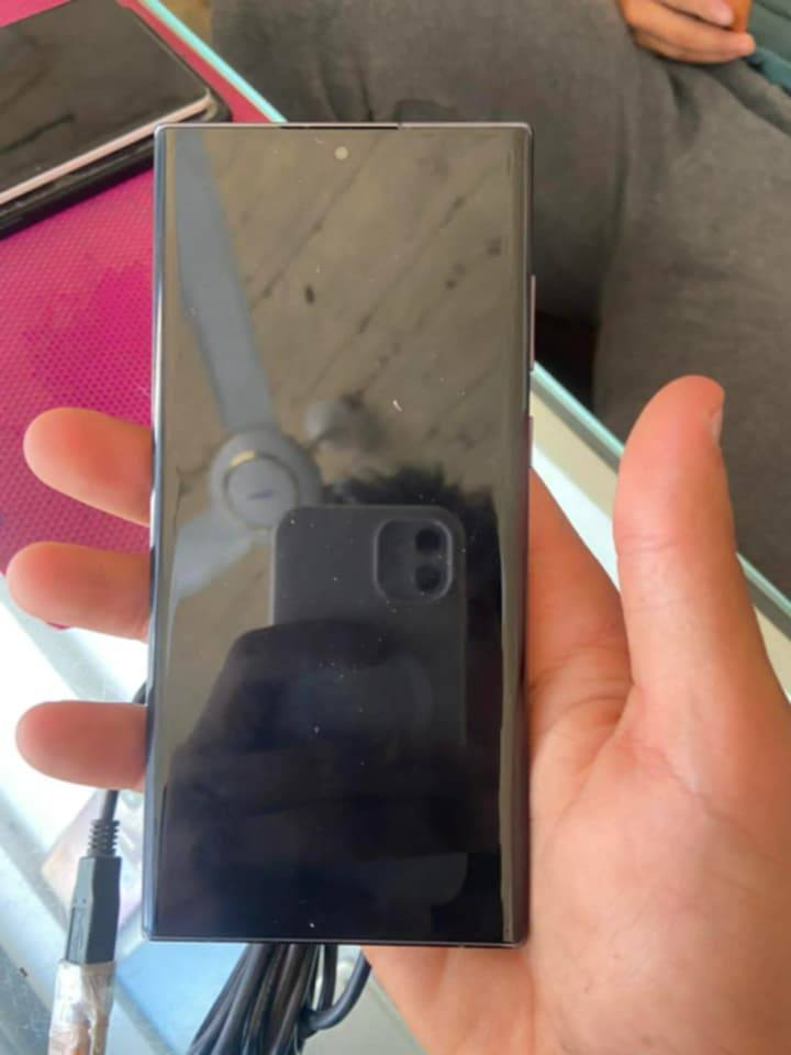 سلام عليكم 22 الترا. شرق اوسط نضام عربي. دبل سيم. ذ 256  للبيع. شراي يتفضل خاص


**إذا كنت صاحب هذا الإعلان وتريد حذفه لأي سبب، رجاءا أرسل رسالة إلى الدعم الفني**