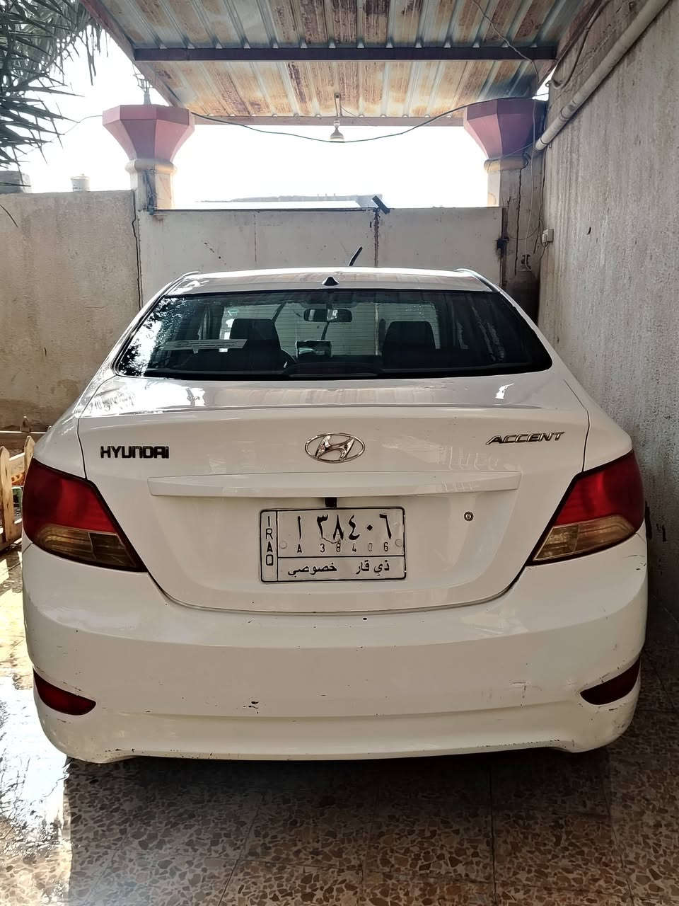 السلام عليكم مكلف بنشر سياره للبيع نوع هونداي اكسنت 2013 الرقم ذي قار خصوصي المكان البصره القرنه قضاء الصادق قرب مركز شرطه السعر 70 وبيهه مجال بصيط حك الجيه رقم صاحب السياره ***********
