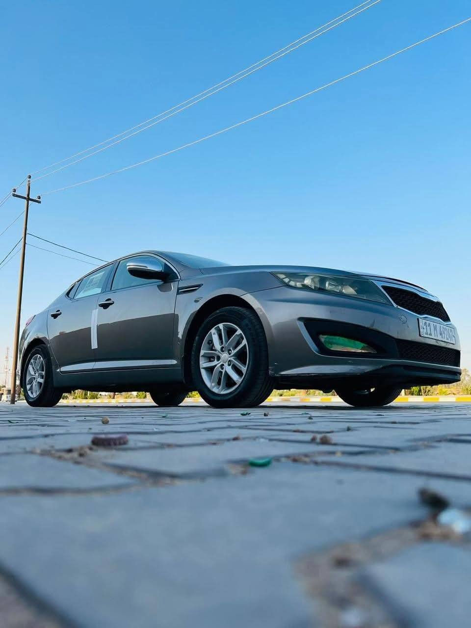 السلام عليكم كيا اوبتيمه موديل ٢٠١٣ وارد امريكي بيها جاملغ مبدل وبيها رشات صبغ بدون دواخل كفاله من الدواخل السياره مكفوله من الحزان والعام مكينه ٢٤٠٠ مكينه وكير مكفولات السياره جاهزه من تخم تاير حداديه جديده تبريد ثلج رقم بغداد مشروع وطني سنوية جديده هزاه جديده رقم دولي السعر110 وبيها مجال الشراي هاذ رقمي*********** مكان السياره واسط ما متواجد ع فيس
