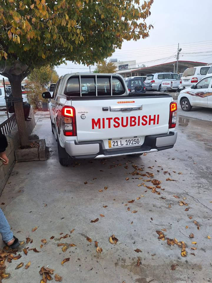 السلام عليكم للبيع بيك اب. مستبوشي موديل 2023.  
ماشية 49   گير عادي بانزين كفالة عامة سيارة فول مواصفات
خمسة كامرات للأستفسار ***********
