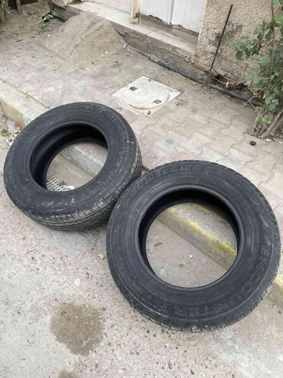 تايرات زوج ياباني نضافة ٩٠٪؜ قياس 265 ويل 18 العنوان الامين سكينة الرقم *********** واتساب ***********
