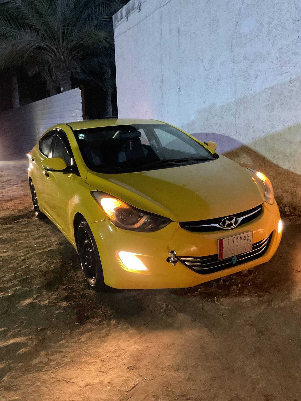 النترا موديل ٢٠١٢ سياره حلوه. احلا من صور تجي  شوف سياره مكفول ما عده ضربه خفيه بل جاملغ امامي جهت العبري.نفسه ومصلح. تخم تاير حداديه صار شهر من مسويهه تبريد شغال. باقي تفاصيل اتصل السعر ١١٠ بيه مجال***********. عنوان السياره ديوانيه
