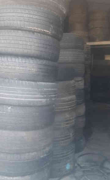 سلام عليكم خوان عدنا تايرات مسخدمه نضيفه نتاج جديد كل قياس موجود اي تاير لبالك متوفر 
سعر الزوج 40 مع الشد 
مكان صناعيه حمدان شارع العام *********** البصرة
