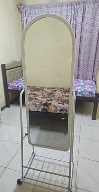 مرايا • رف • قرية الغدير