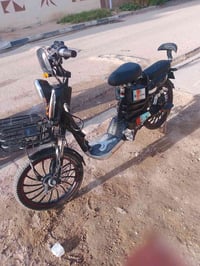 بايسكل شحن للبيع كلشي شغال بطاريات جديدة موديل 2025 بايسكل نظيف سعر300...