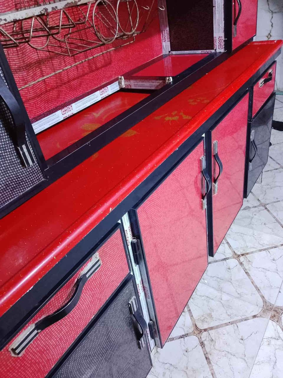 البيع  كاونترات اخو الجديد  2 متر  احمر  ثقيل مرمر  مبطن   سعر 325 + كاونتر   2 متر   سعر 250 / العنوان بصرة تاميم  للاستفسار   ‏‪***********‬‏  وتساب / وتصال*********** البصرة, العراق
