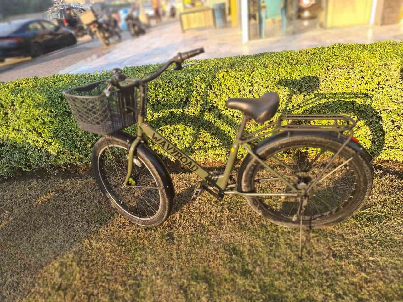 السلام عليك
للبيع كسر باله نظيفه جداً
 دراجه هوائيه WAVYROAD  
قطعه نادره وتتحمل اوزان ثقيله كله ختم واحد  
سستم المكينه خلفي امامي SHIMANO.SIS.EQUIPPED
التايرات من ماركه KANDE نقش على كامل التاير 
الكشن طبي من ماركه MARUISHI وبي دبلات
الحجم 26 مكتوب عليه بس هو مهجن 28 
السله من ماركه PANASONIC
لايت حساس على مكينه الويل الاماميه
مكينه ويل امامي خلفي سستم SHIMANO
هواي صفات مذكرته حته لا اطول متكامل من كل الجوانب و كلشي بي من ماركه معينه السعر 300 وبي مجال 
للاستفسار ***********
