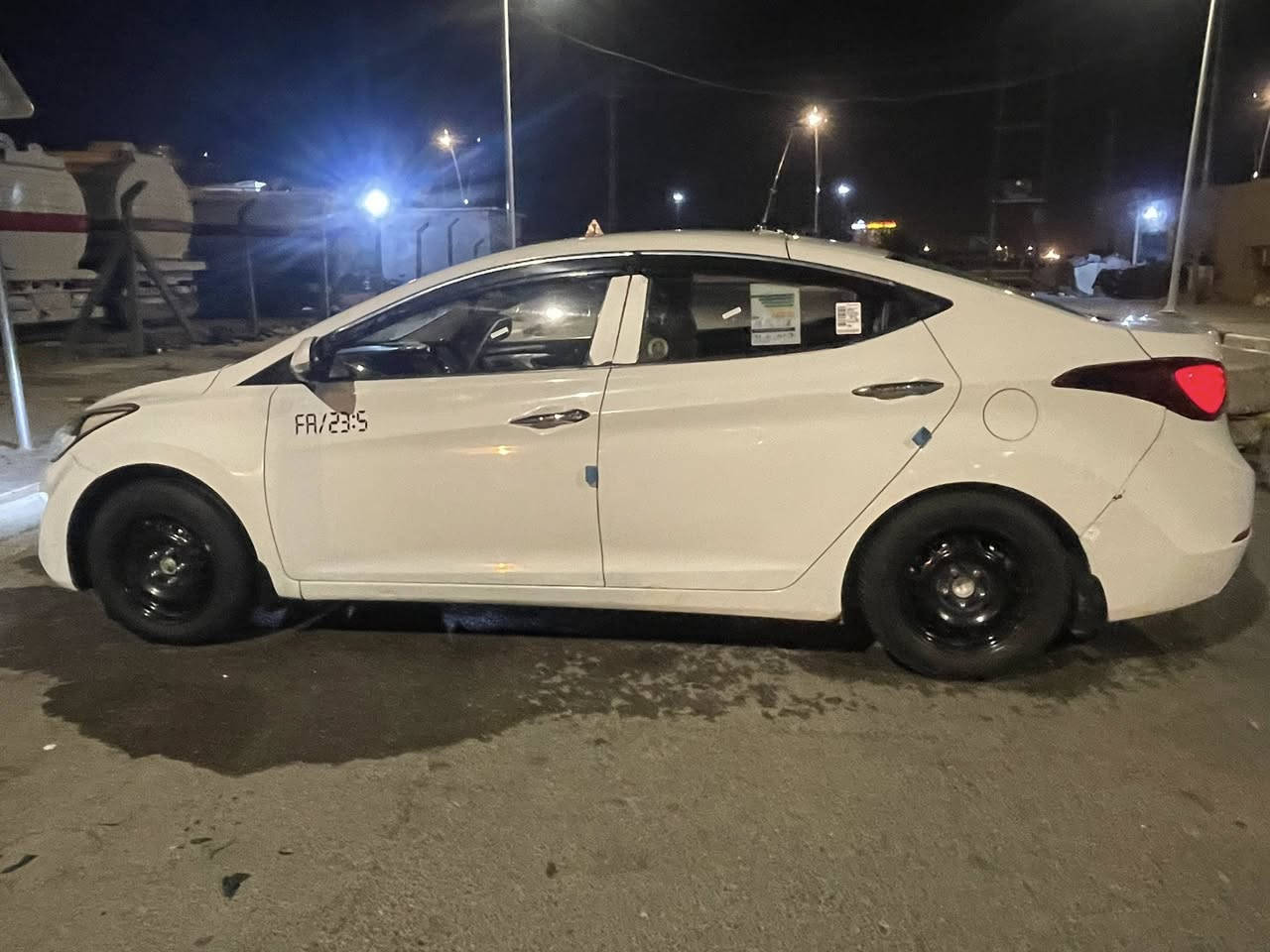 سلام عليكم سيارة النترا موديل 2014 سنويه لل28 مكينه جديده منظومه تبريد جديده سيارة بيها رشات صبغ مكان تكشير السعر 115وبيها مجال بصيط سيارة فول موصفات ماعدا تبريد الخلفي العنوان بصره زبير  ***********
