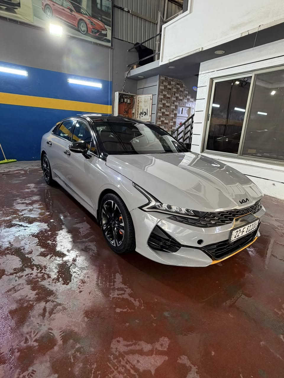 السلام عليكم كي فايف 2021 امركي حادثها جاملغ وبنيد فقط ورقم الشاصي ويه الصور سياره فول الفول جيتي لاين رقم اربيل باسمي رقم جديد وهزه جديده سياره جاهز تخم تاير كير محرك خير من الله سياره جاهزه متصرف عليها السعر 157 رقم الهاتف ***********/////***********
