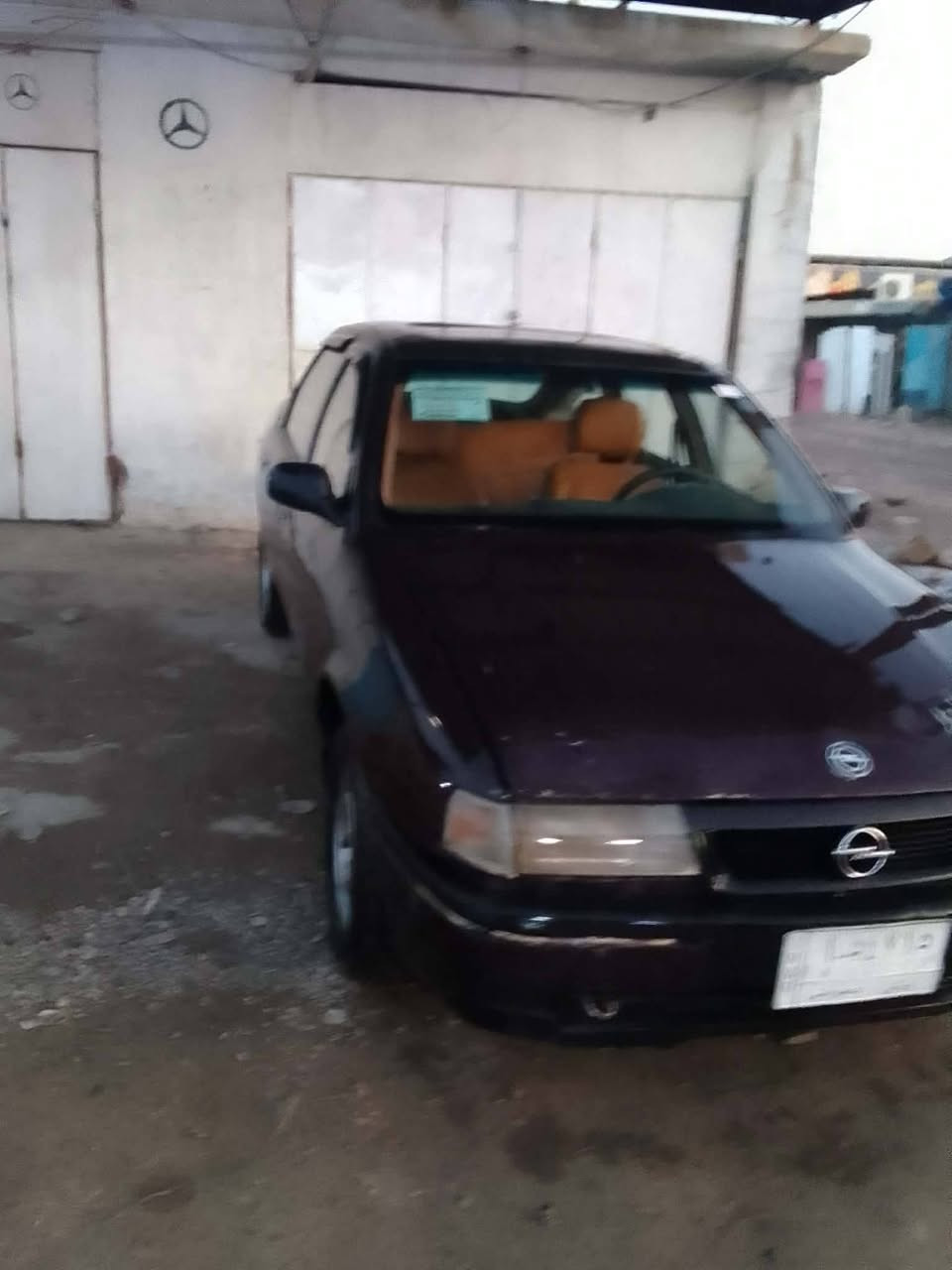 اوبل لبيع  موديل 1994
مكيتنه الفين تخم تاير جديد صدر امامي خلفي مضبوط 
سياره كل عيب مابيها 
صبغ بلادي 
سعر سياره 25 وبيها مجال 
مكان سياره دياله بعقوب 
رقم ***********
