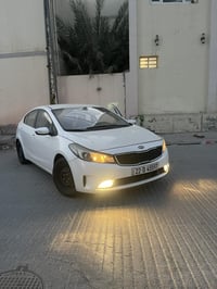 حبايب كلبي  سيراتو خليجي موديل 2017 نصف مواصفات  تحكم ستيرن  بلوتوث  ن...