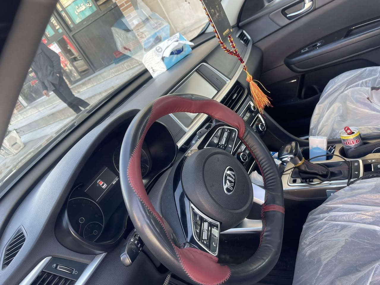 السلام عليكم
اوبتما  موديل  2020

السعر 136$ 

  السياره فول موصفات 

حادثه دعمايت. فقط 

بيه صبغ جاملغ خلفي والباب بدون يرباك بدون دواخل كفاله الدواخل 

كير مكينه مكفول لا كير ولا مكينه مفتوحه 

السياره ما بيه اي نقص السونيه جديه مو قديمه 

 

رقمي ***********
