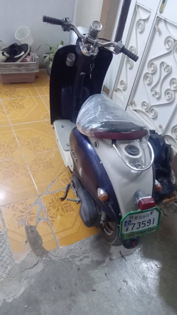 ماطور🛵 عبد الحليم للبيع اي عيب ما
بي كله شغال كابريته محرك بلادي كهربائيات ⚡سلف هندر كامل شغال سعر 💵325 وبي  مجال 🤝الاتصال 📞على الرقم*********** 📞 الشراي يتصل على الرقم متواجد واتساب  فيس مكان كركوك شارع المعارض💫
