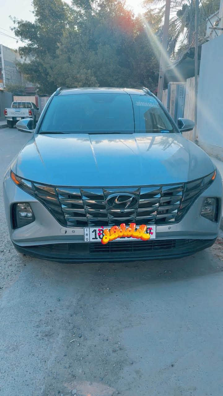 سلام عليكم
توسان موديل 24 امريكي

اعلى فئه بالتوسان 1/1

مواصفات السيارة

حجم المحرك 2500

1- بصمه + بصمه ابواب لمس

2- بانوراما 

3-كيج الكتروني متغير 

4- ( كاميرات عدد 5 ) 

5-كير دكمه 

6-نقط عمياء

7-رادارات امامي خلفي جانبي

8-قيادة الية 

9- تتقدم للامام وللخلف بالبصمة 

10-هاند بريك بصمة

11-مقاعد جلد داخل ابيض

12-مقاعد كهرباء

13-مقاعد خزن ميموري

14-مقاعد تبريد وتدفئه امامي + تدفئه مقاعد خلفي وتدفئه ستيرن 

15-بك لايت لد

16- لايت لد أربع عدسات

17- شاشة كبيرة لمس

18- تثبيت سرعة

19- كامرة بالأشارة

21- ويل كب كبير كروم حجم 19 

22-تحديد مسار 

23-صندوق كهربائي

24- فول تحكمات ستيرن

25-تبريد لمس

26- سستم صوت BOSE

26- شحن وايرلس

27-نظام gps خرائط

28- شفتات كير ب ستيرن

29- حساسات امامي خلفي

30 - تشغيل عن بعد 

31 - اوتو بارك 

32 - المرايه الوسطيه (اوتو دم ) 

33 - مود ادرايف ( سمارت - سبورت - كوستم )

سياره زيروا 19 الف كيلو فقط ماشيه 

مكانه حله 

حادثه خفيف فقط نص بنيد صبغ شرط بدون دواخل ابد

سعره 198 وبيه مجال بسيط ان شاءالله 

واتساب ***********

اتصال ***********
