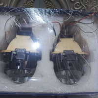 عدسات زنون ابيض عالي وناصي مال اكسنت جديدات ب75 وبيها مجال للاستفسار ا...