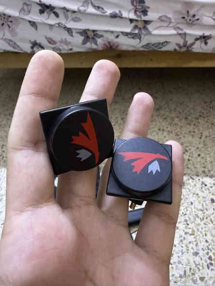 شلون شباب 
نظاره كوكل 2 مستعمله كلش نظيفه وياها كل ملحقات وحتى باكيت موجود وياها جنطه اثيكس وانتنات ترو ارسي 
سعرها 750$ 

وريمونت غني عن تعرفين TBS mambaو مودل ايضاً TBS 2W
وانتنه دايموند  وجنطه ايثكس ايضاً مستعملات كلش نظيفات وايضاً باكيتاتهن موجوده 
سعرهن الكل 500$ 

مكاني بغداد حي الحسين وتوصيل موجود 
***********
