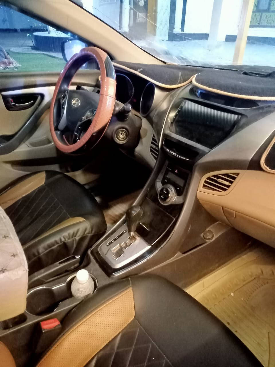 النترا 2013 خليجي محرك 1800تبريد تخم تاير فتحت سقف تحويل مباشر سيارة بإسمي رقم مميز انبار مشروع وطني بيها شوي صبغ باب السائق والدوسات فقط سعر 110وبيها مجال الاتصال على الرقم ***********
