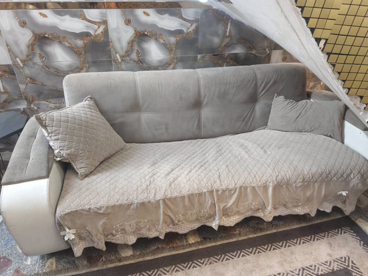 تخم ثمن مقاعد ضرر واضح بالصوره فقط واحد الباقي نضاف سعر ١٢٥ وبي مجال بغداد بوب الشام


**إذا كنت صاحب هذا الإعلان وتريد حذفه لأي سبب، رجاءا أرسل رسالة إلى الدعم الفني**