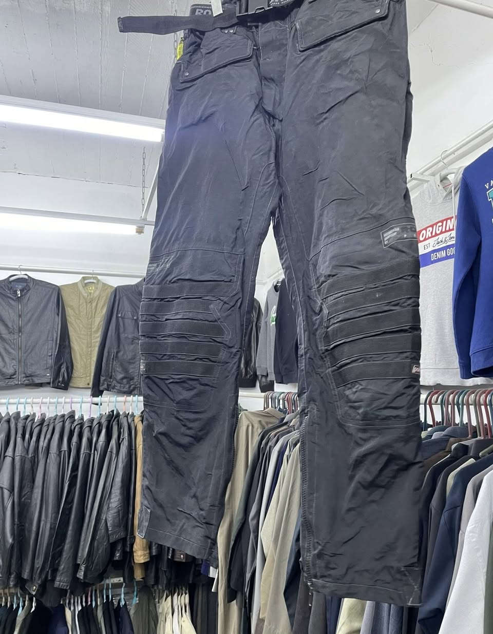 سلام عليكم
قماصل سفتي دراجات 
كركوك سوق القورية 
سعر القطعه قماصل 25 الف والبناطير 10 الف 
***********
