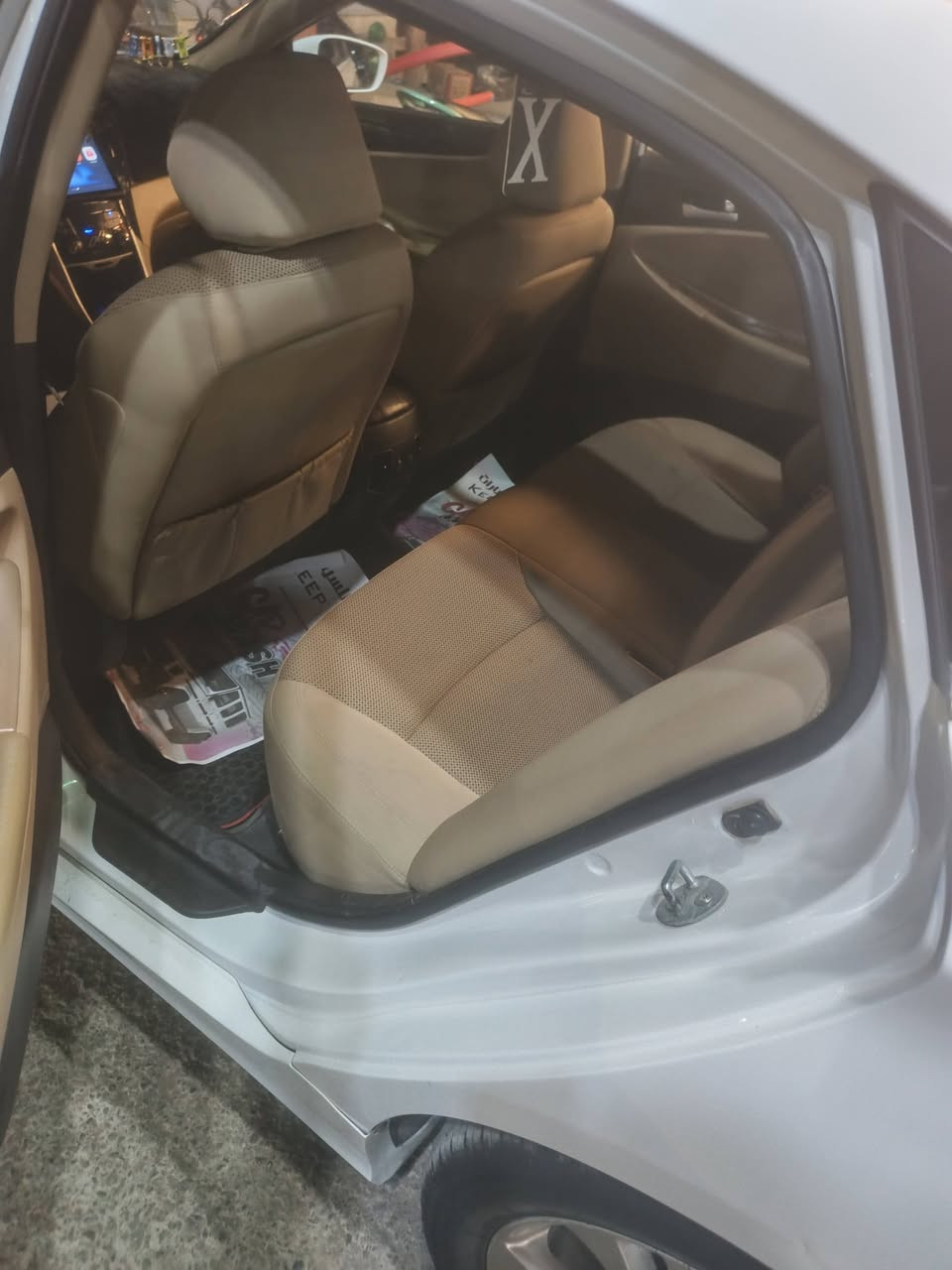 سوناتا موديل ١٣ خليجي رقم بغداد محرك ٢٤٠٠للبيع السعر خاص السياره بيهه قطعتين صبغ *********** مكان السيارة صلاح الدين بلد
