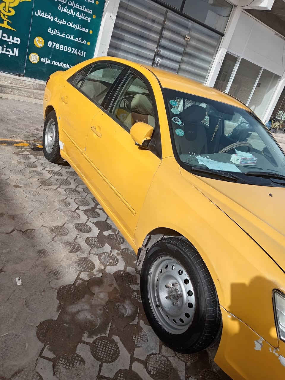 السلام عليكم
هونداي سوناتا موديل 2008 خليجي مكينة 2400 سياره جاهزه مكينه وكير وحدادية وتخم تاير مصفره هيئة وغرامات بأسمي والفحص (هزاز) بعد بي سنة منظومة تبريد جديده شغل بلادي السياره بيها معجون ومابيه حادث قوي السعر 95 وبي مجال بسيط
العنوان السماوه بيع او مراوس 
الرقم / *********** /وتساب موجود
