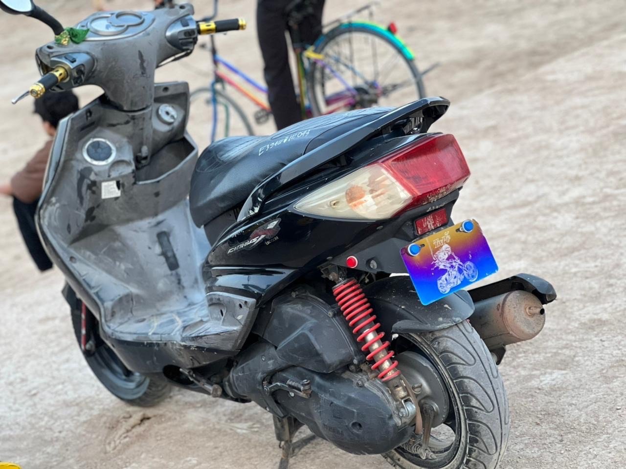 للبيع دراجة نارية في البصرة
الدراجة اشتريتها حاوية , اشتريتها بمبلغ مليون و400 ألف دينار. بعد فترة تبين انو شخط بستم وكان سبب نقص الدهن، وتم إجراء تجفيتة كاملة للمحرك بشكل أصولي, والدراجة حالياً شغالة بصورة جيدة.
استخدام شخصي, وبها بعض الآثار البسيطة من الاستخدام والسقوط الخفيف كما موضح بالصور.
السعر المطلوب: 900 ألف دينار, وقابل للنقاش بالمعقول للمشتري الجاد.
للاستفسار أو المعاينة على الخاص.
رقم الهاتف ***********