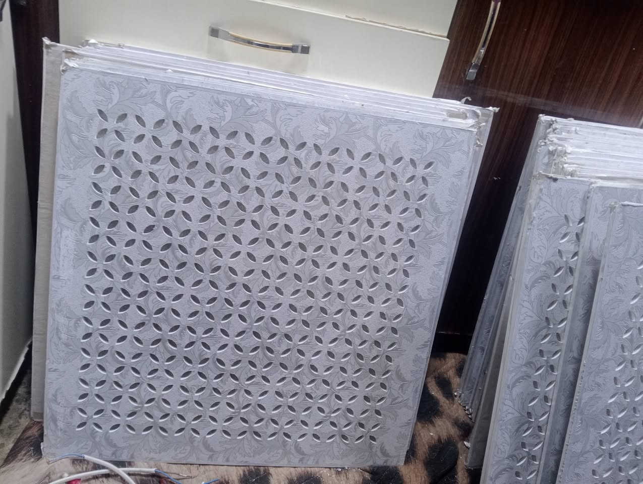 سقف ثانوي بدون سجج سعره 25وبيه مجال


**إذا كنت صاحب هذا الإعلان وتريد حذفه لأي سبب، رجاءا أرسل رسالة إلى الدعم الفني**