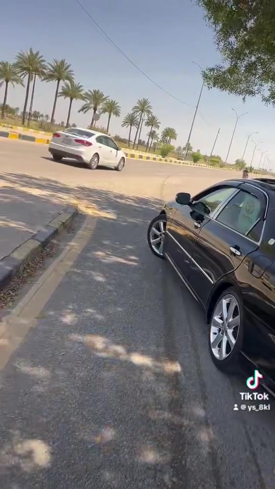 وينه اليدور جديد وزيرو يالله اللهم صل ع محمد وال محمد شاهين موديل 7 شاصي 84 فول السياره زيرو كفاله عراق ويابان قرار 102 بغداد بسمي مفحوصه السياره فول مواصفات 
وزيروً برغي مابيها نقص 
*********** مكاني 
بابل حله
