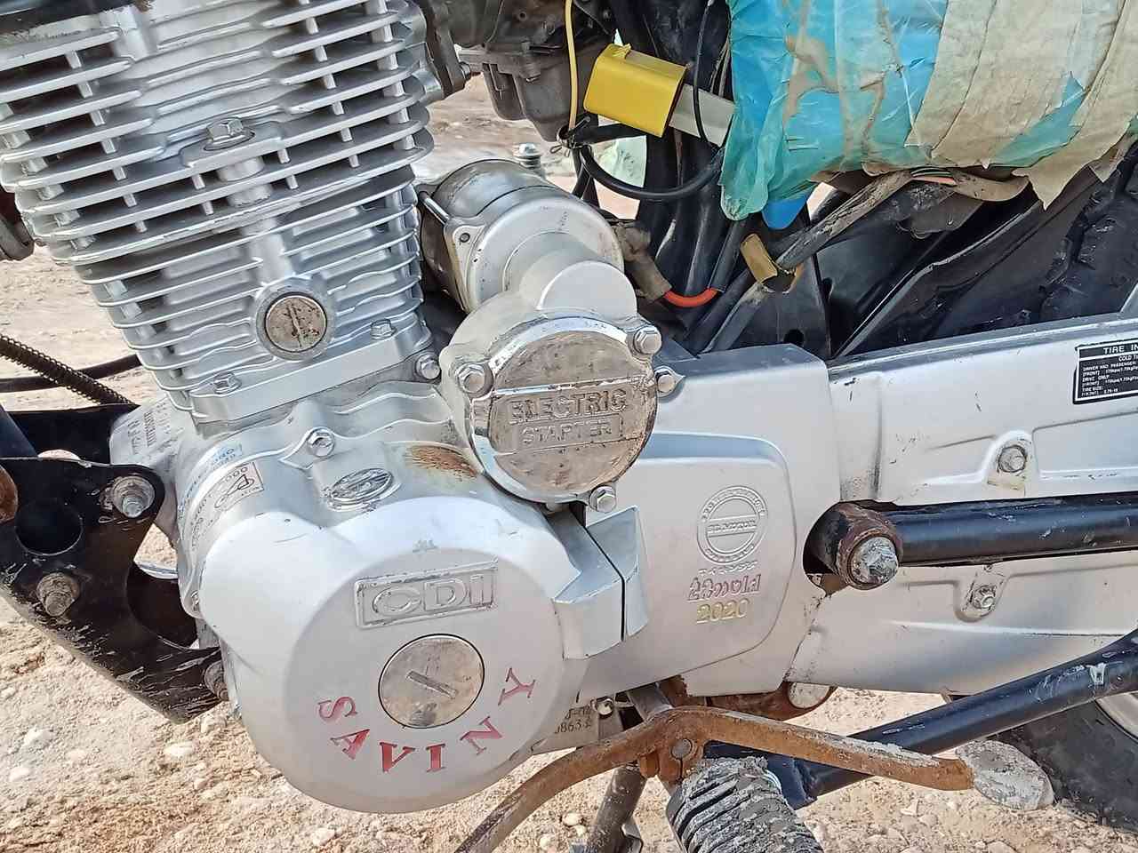 السلام عليكم ورحمة الله وبركاته
من رخصة الأدمن 
للبيع دراجة سفانة 5 كير موديل 2020 اوراق اصولية محرك ما مفتوح نكرة سلف 
العنوان المسيب الحامية 
السعر500 وبيها مجال حك الجية 
متواجد واتس اب ***********
