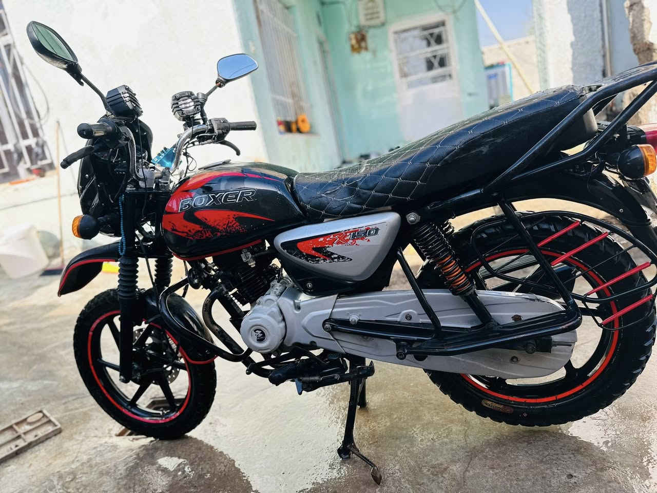 بوكسر جبلي ٢٠٢١ للبيع مكفول من كلشي اوراق اصولية مكينة ما مفتوحة ما مكلوب دراجة انطيهة عل ضمان السعر ١١٥٠ او بي مجال مكاني ديالى المقدادية ابو صيدا ***********
