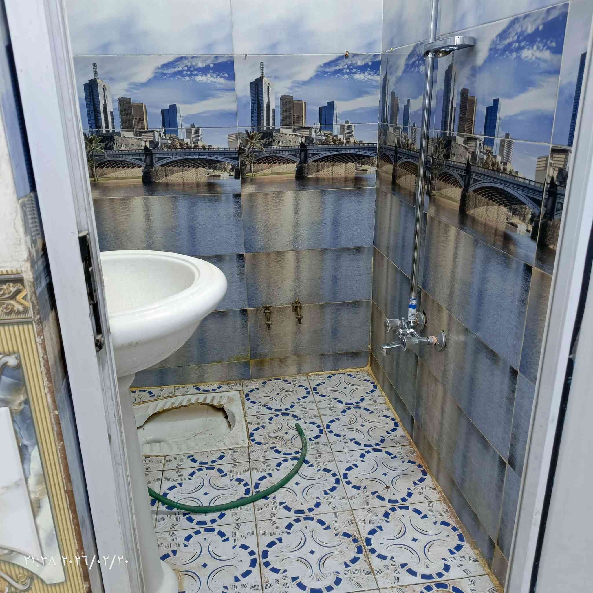 السلام عليكم شقة للايجار في الدولعي قرب المستوصف الصحي الي ابصف جامع الامام علي عليه السلام الفرع الي قبله الي بي متوسطة مسلم بن عقيل عليه السلام اخر عمارة ركن مقابل سوك حجي كاظم الشقة طابق اول عبارة غرفة وصالة ابصفه المطبخ وخدمات درج العمارة مرمر خط سحب موجود تانكي مي معزول الايجار 250 الف وبيها مجال للاتصال ***********
