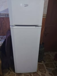 ثلاجة • أجهزة منزلية