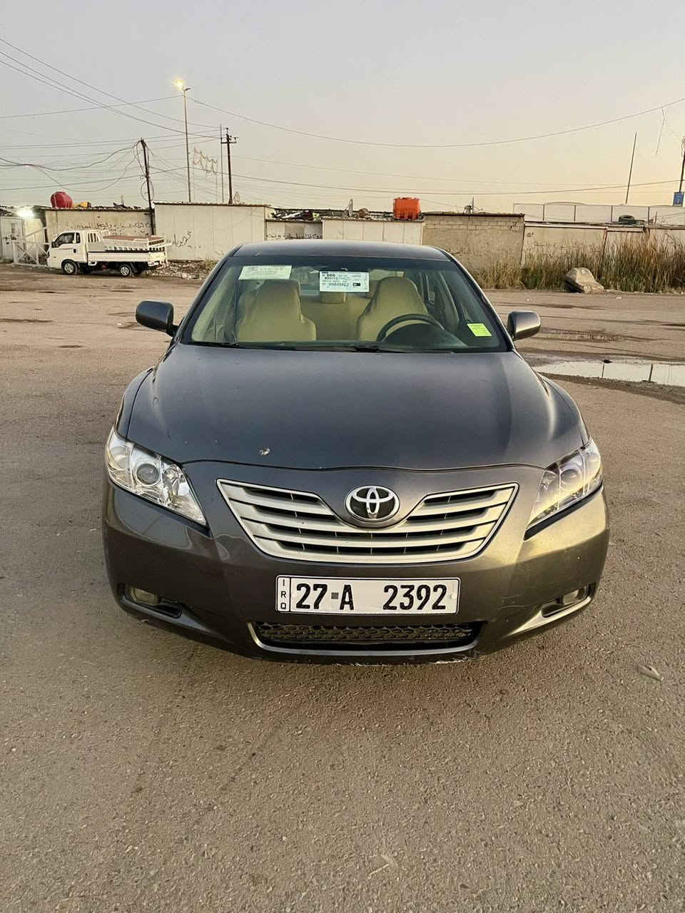 السلام عليكم كامري 2009 وارد امريكي حادثها جاملغ بدون اي دواخل وبيها صبغ حزام اثر جراد كير ومكينه لاصرف ولا بخار صدر تايرات تبريد كله جديد السياره جاهزه من كلشي مكانها بغداد السعر 72 وبيها مجال ***********
